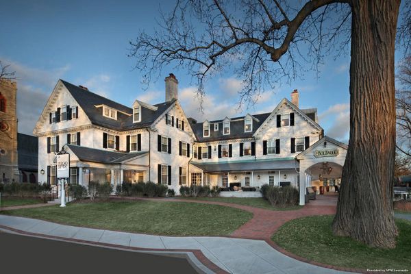 Inn on Boltwood (Massachusetts)